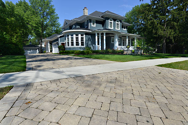 Best Professional Driveway Pavers  in Willmar, MN