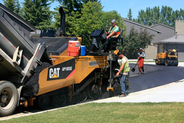 Best Concrete Paver Driveway  in Willmar, MN